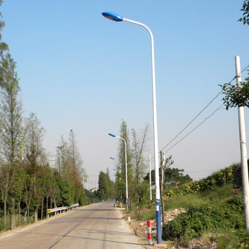 LED庭院燈 點(diǎn)亮家園，匠心可見的節(jié)能與優(yōu)雅